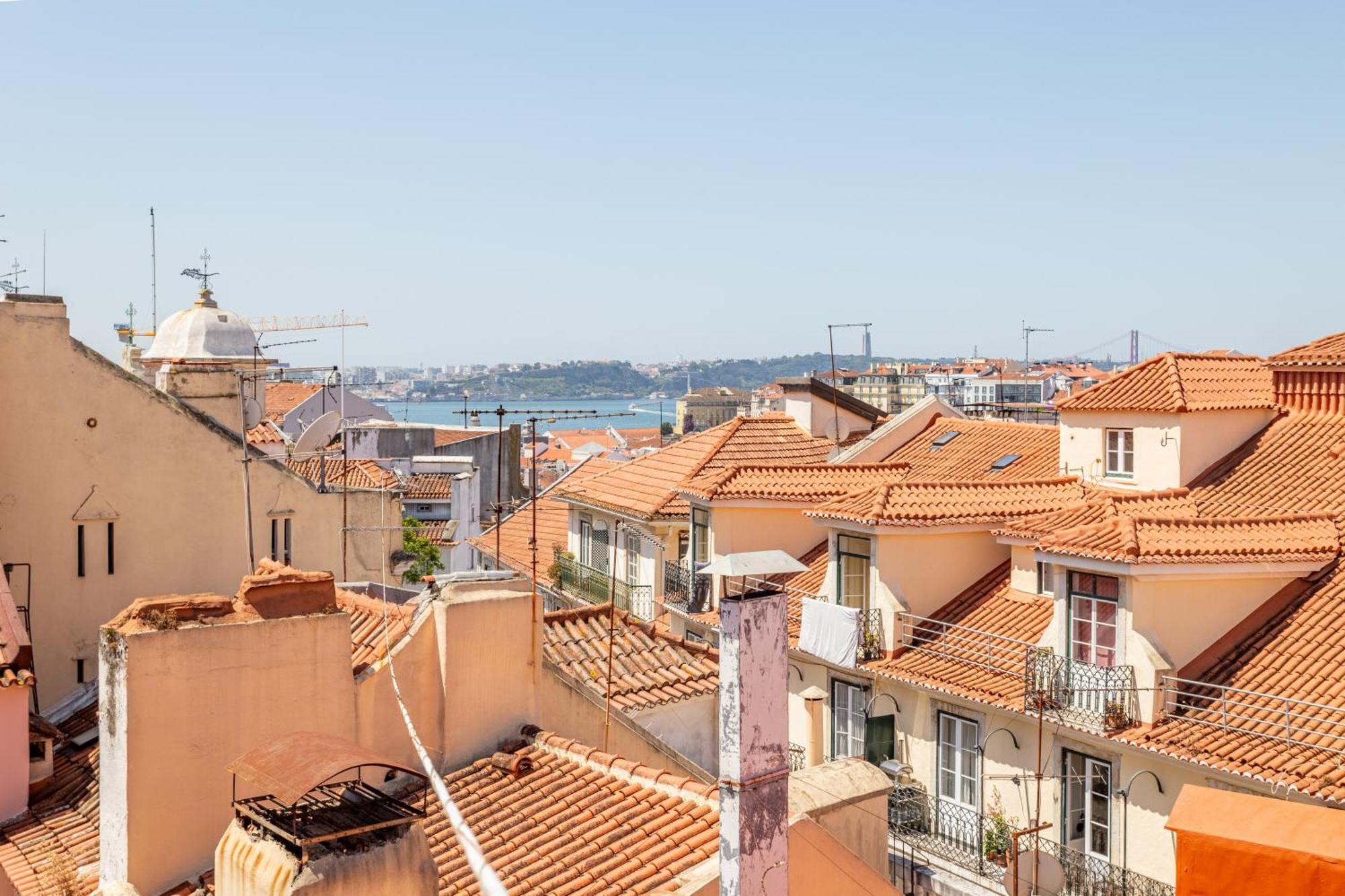 Gralhas Suites Lisboa Екстериор снимка