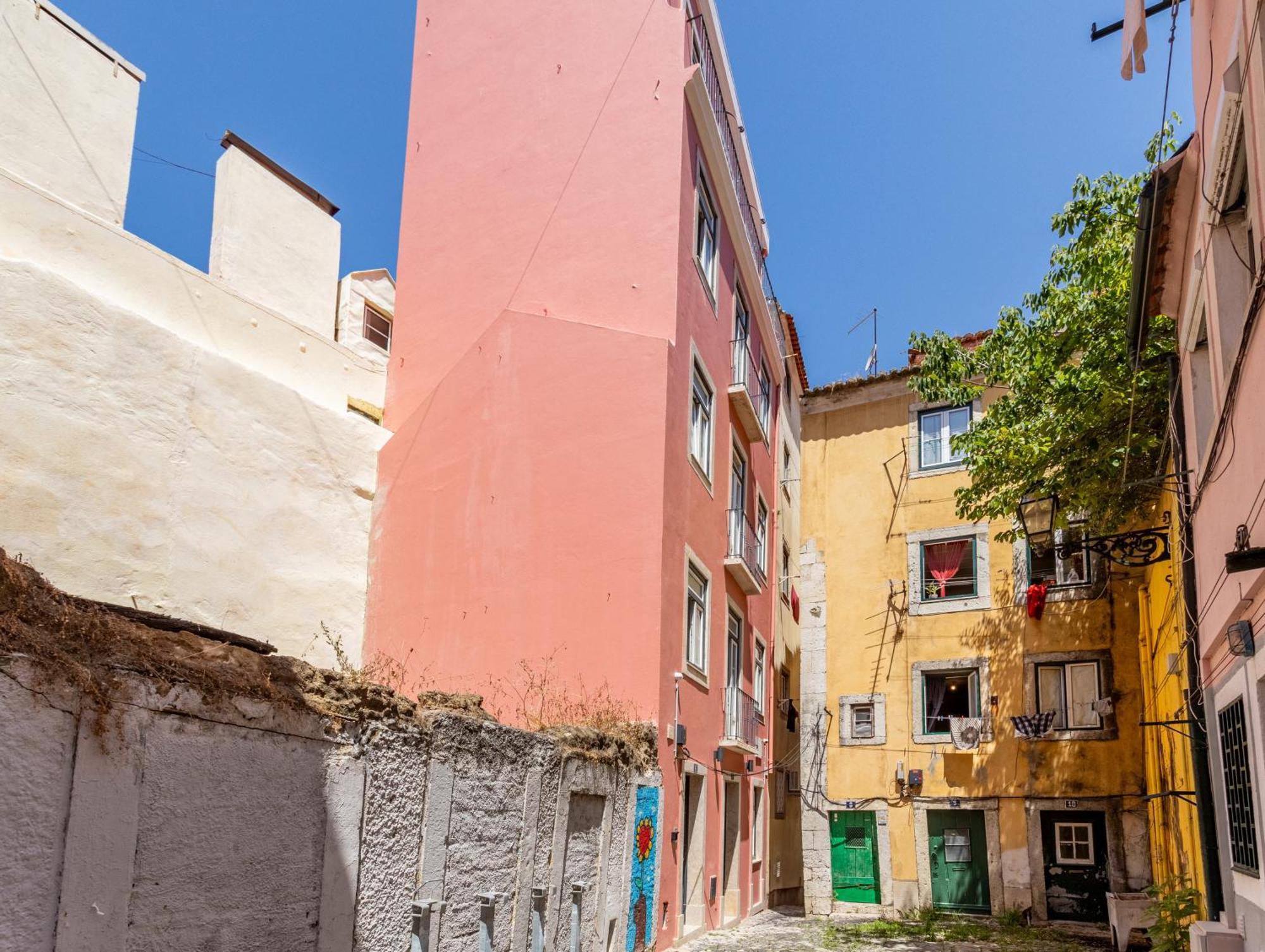 Gralhas Suites Lisboa Екстериор снимка