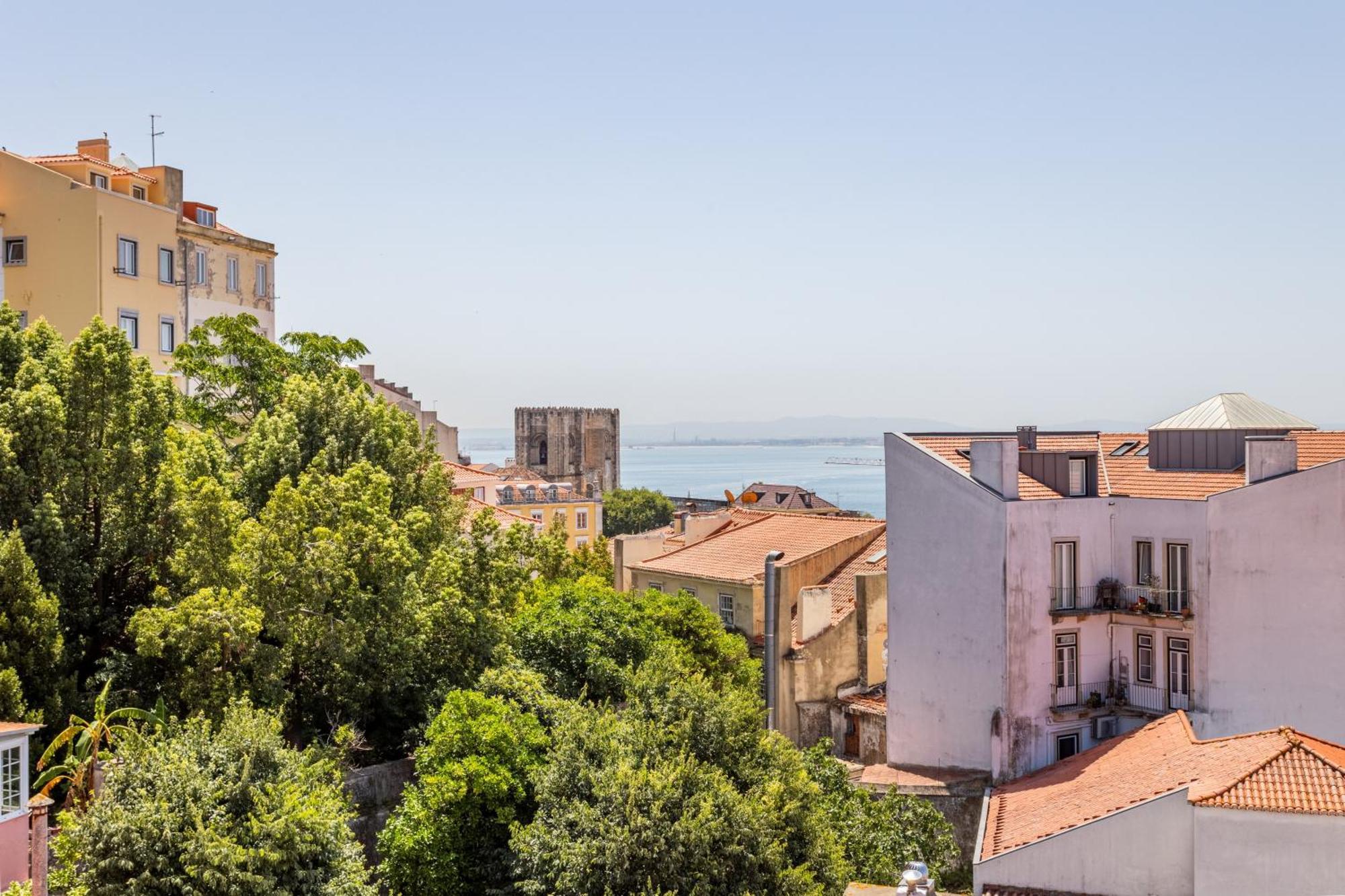 Gralhas Suites Lisboa Екстериор снимка